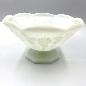 Vintage White Milk Glass Grapes Leaves Serving Decorative Pedestal Bowl